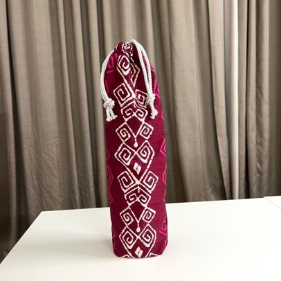 Fabric wine gift bag sewn in a Two Moles class